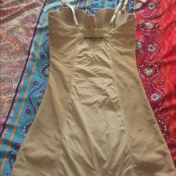 Shape wear - Picture 2 of 3